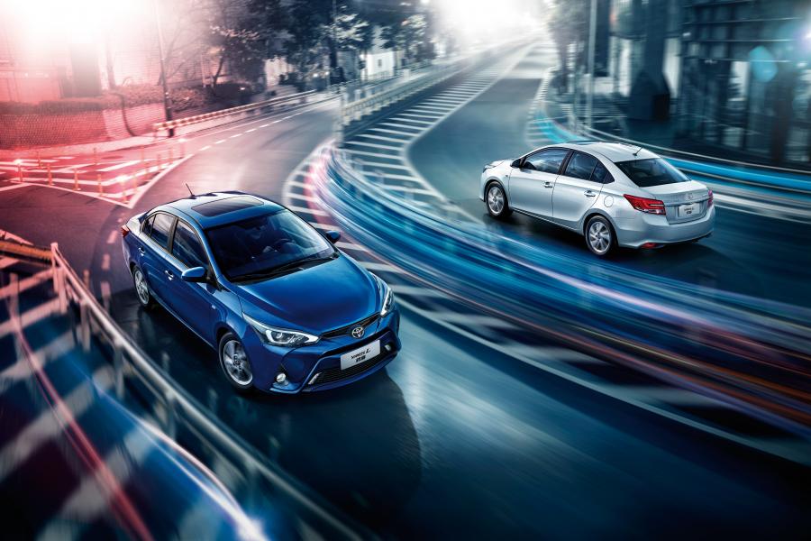  Toyota Yaris L Sedan 2016 года  (CN) (фото 15 из 17)